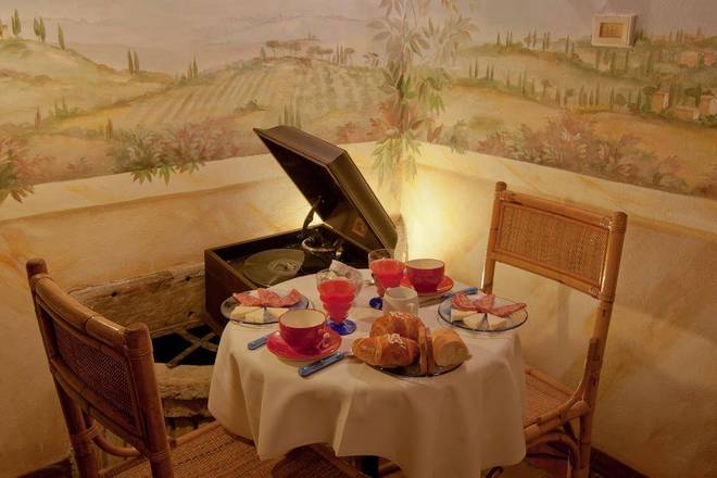 Hotel Antica Torre, Siena